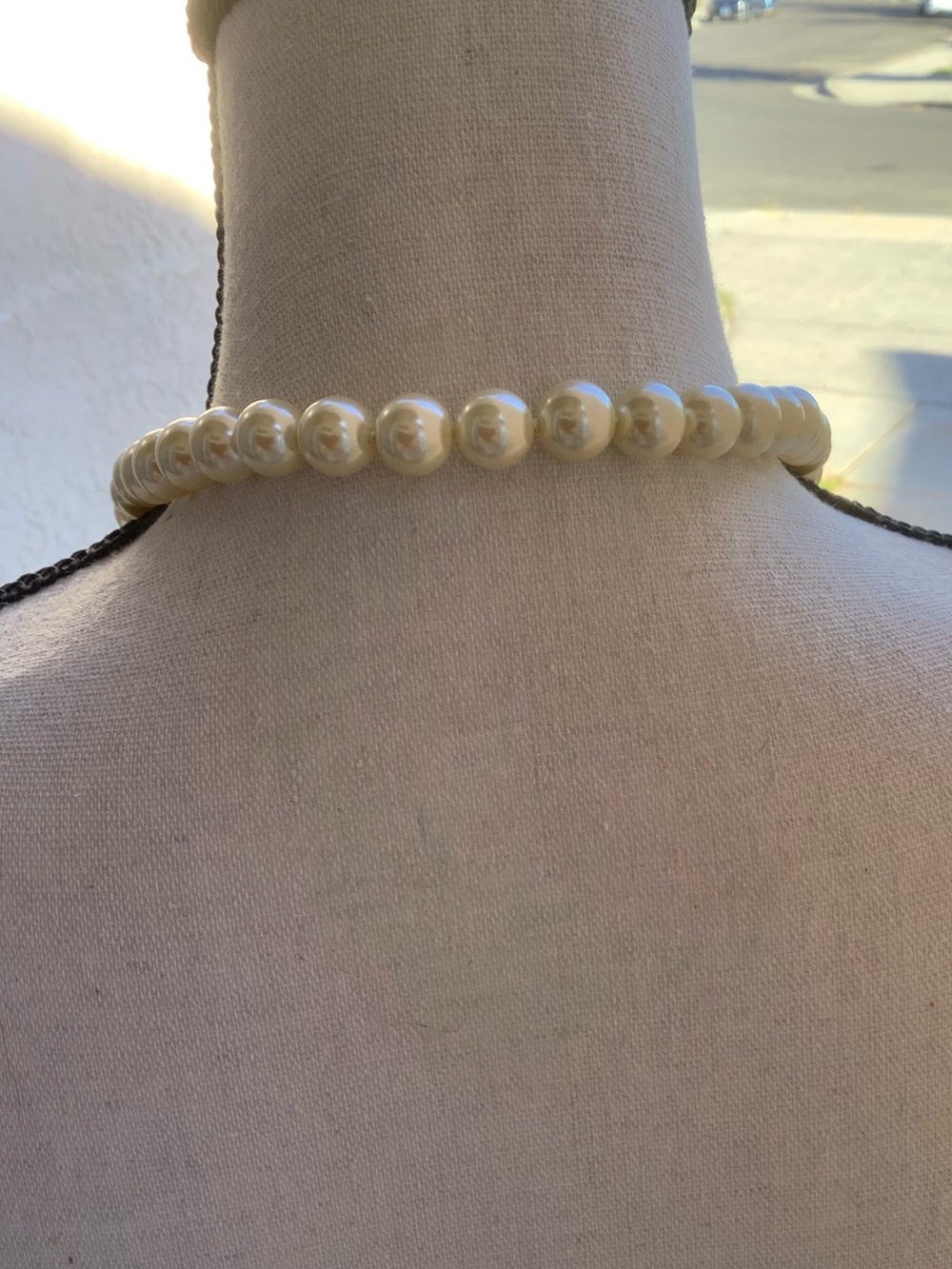 Heidi Daus 40” faux Pearl Swarovski Crystal Necklace - Picture 7 of 8